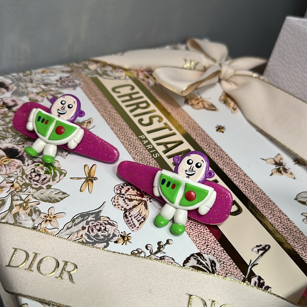 Buzz Lightyear Hair Clips Set Of Two - Picture 3 of 3